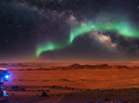 Imagem ilustrativa sobre Veja fotos noturnas raras de Marte feitas por exploradores robóticos da NASA